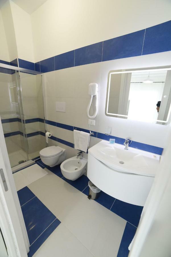 פורטו צ'זראו Latino Rent Room B&B Vista Mare מראה חיצוני תמונה