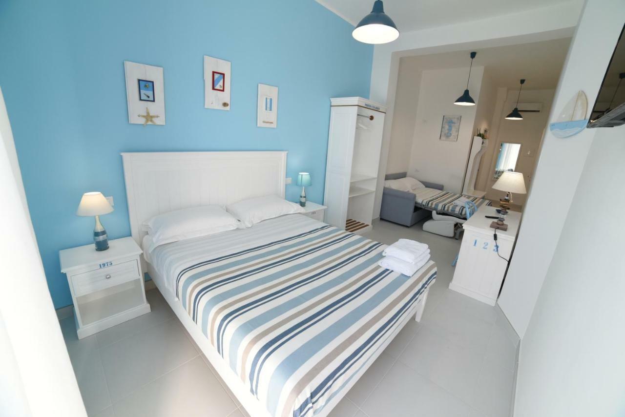 פורטו צ'זראו Latino Rent Room B&B Vista Mare מראה חיצוני תמונה
