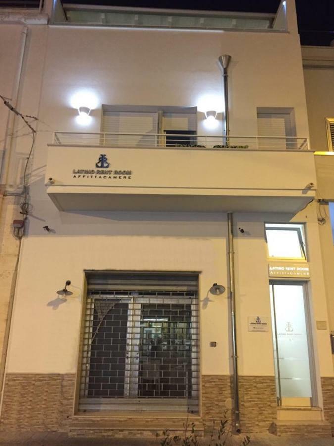 פורטו צ'זראו Latino Rent Room B&B Vista Mare מראה חיצוני תמונה